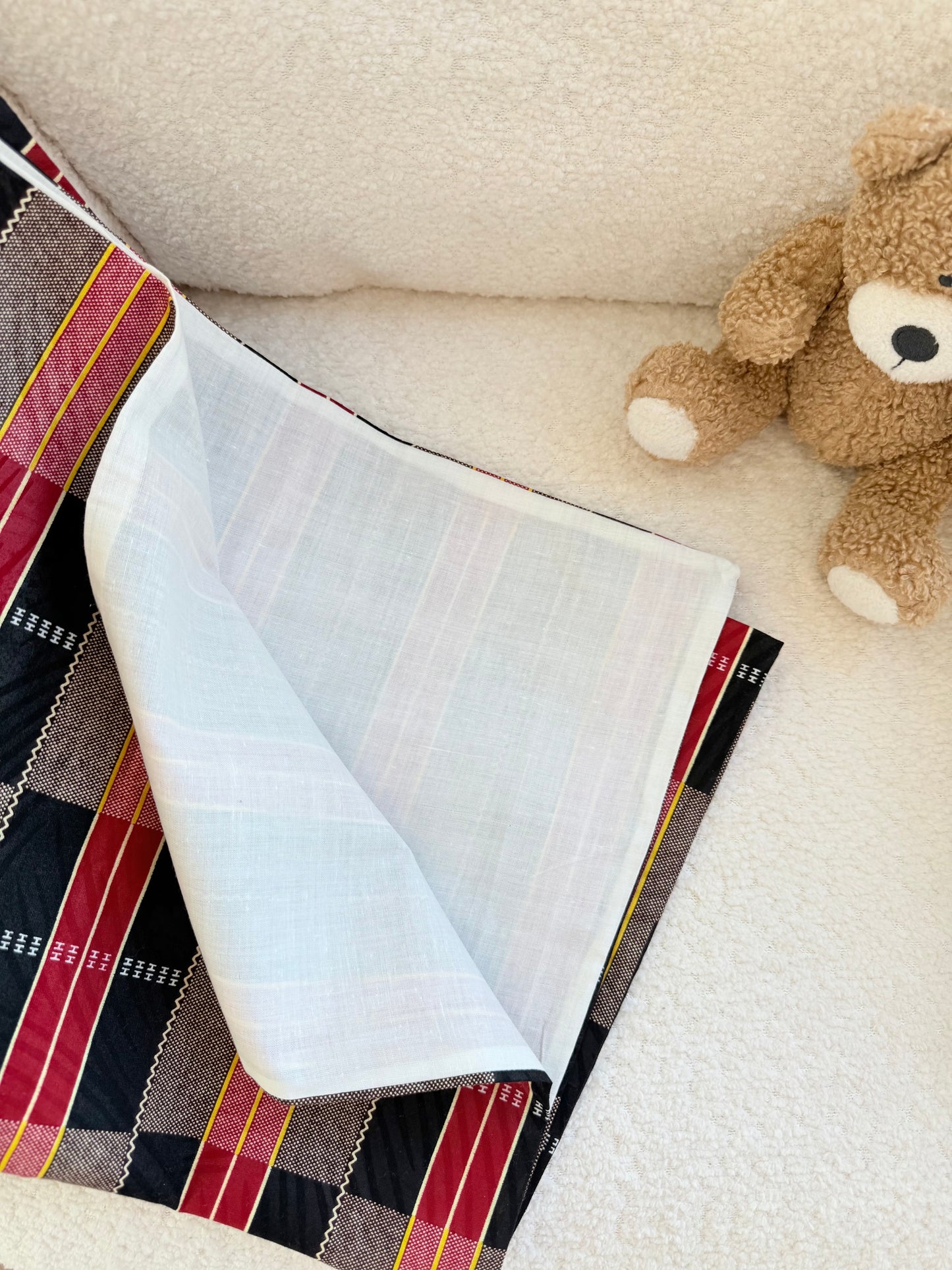 Plaid léger et accroche tétine