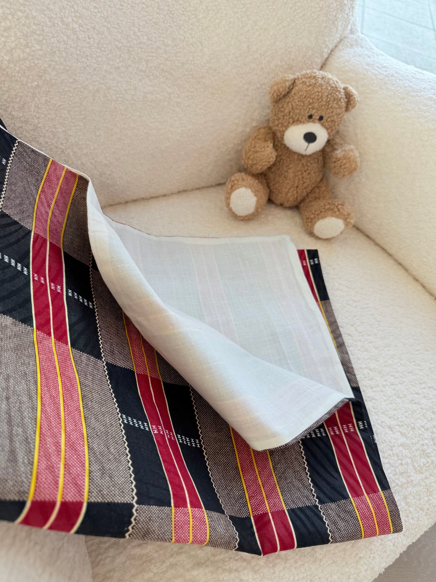 Plaid léger et accroche tétine